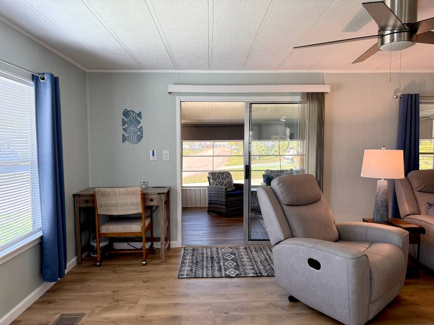 7604 Bonita Way a Ellenton, FL Mobile or Manufactured Home for Sale